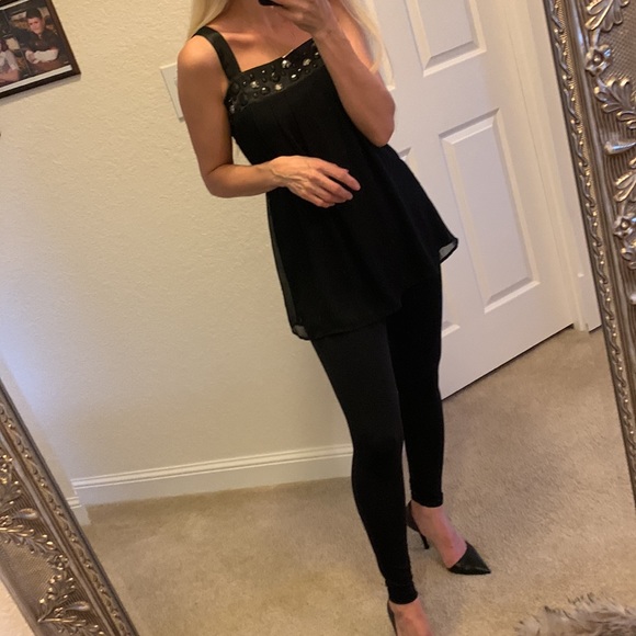 Dolled Up Tops - Black top size S embellished